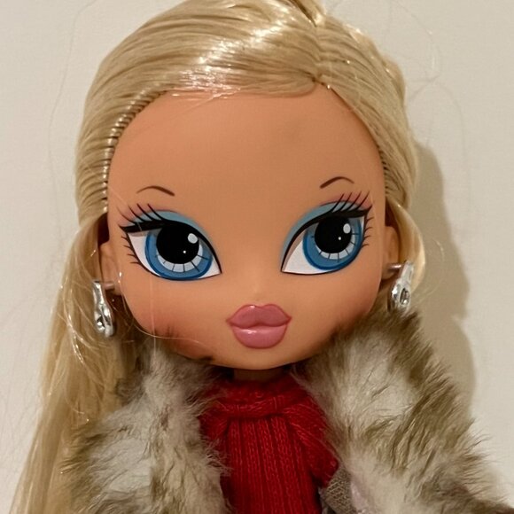 Bratz Kidz Wintertime Collection Cloe Y2K - Picture 6 of 6